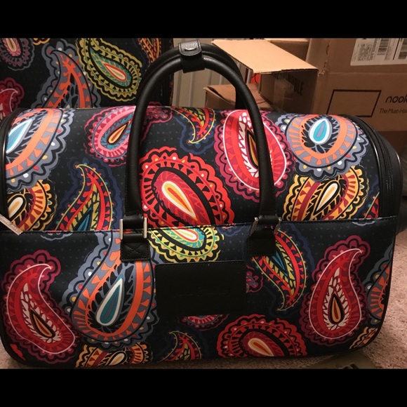 4 piece Vera Bradley luggage set - Picture 2 of 8
